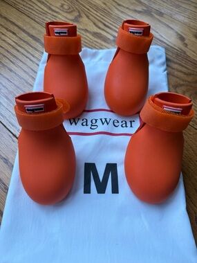 Wagwear Wagwellies Orange Dog Boots (Set of 4) size M medium rubber shoes